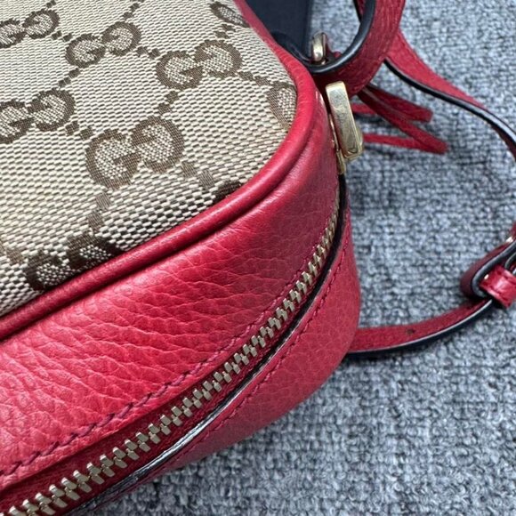 GUCCI Bree Leather Shoulder Bag 535-081525 - Picture 8 of 11